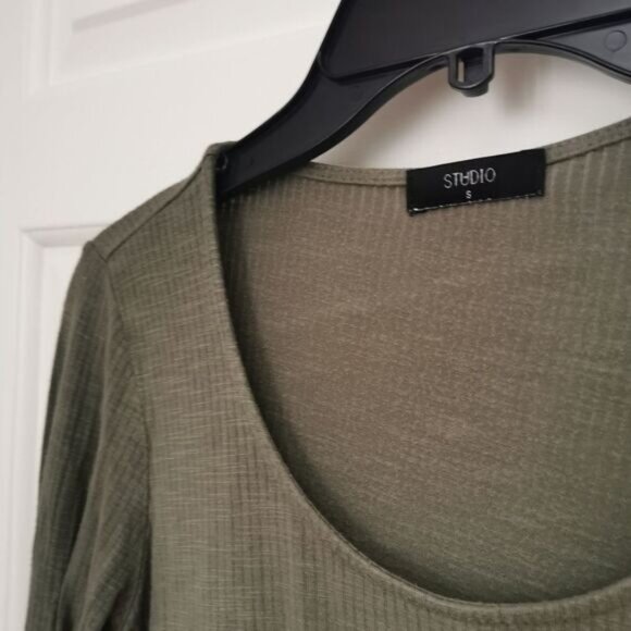 Free Studio Long sleeve t-shirt size S - Picture 2 of 4